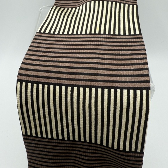 Umberto Bossi Elegant Brown and Black Striped Tie Handmade all Silk - Picture 1 of 5